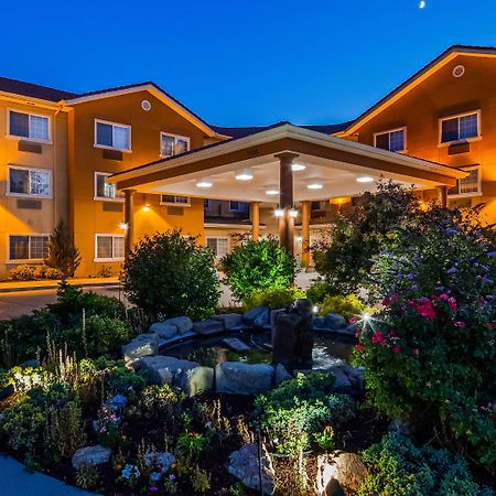 Best Western Plus Caldwell Inn & Suites Экстерьер фото
