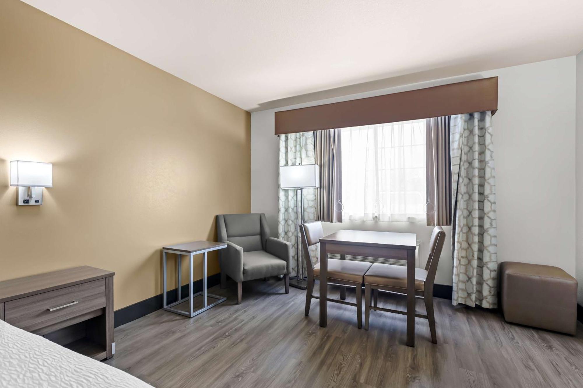 Best Western Plus Caldwell Inn & Suites Экстерьер фото